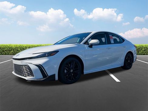 New 2026 Toyota Camry SE w/ Convenience Package image 8