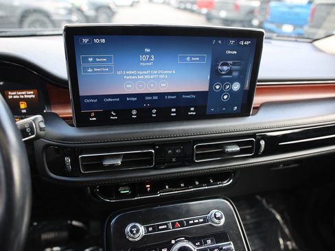 Used 2022 Lincoln Nautilus Reserve image 23