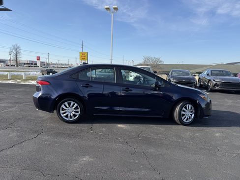 Certified 2023 Toyota Corolla LE image 10