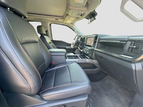 Used 2025 Ford F450 Lariat w/ Lariat Ultimate Package image 33