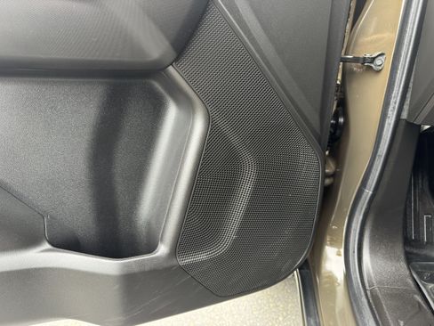 Used 2024 GMC Canyon Elevation w/ Trailering Package image 12