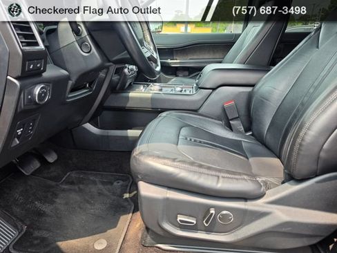 Used 2020 Ford Expedition Limited w/ Equipment Group 301A AWD/4WD image 18