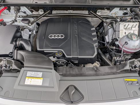 Used 2025 Audi Q5 2.0T Premium Plus w/ Premium Plus Package AWD/4WD image 23