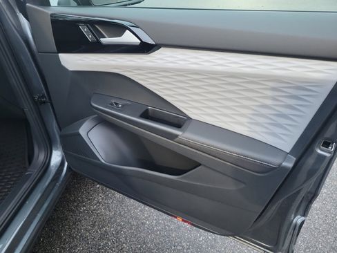 Certified 2024 Volkswagen Taos S image 35