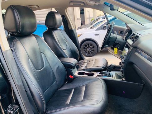 Used 2012 Ford Fusion SEL image 25