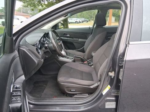Used 2014 Chevrolet Cruze LT w/ All-Star Edition FWD image 10