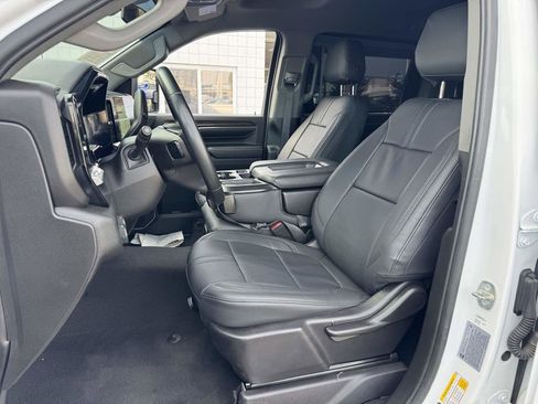 Used 2024 Chevrolet Silverado 2500 LT image 6