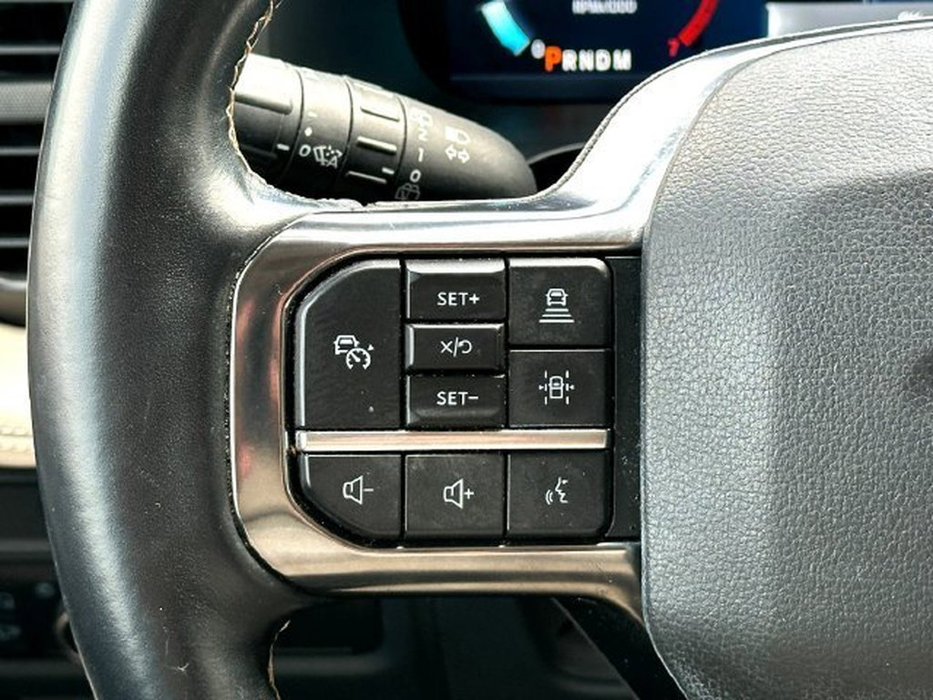 Used 2022 Ford Expedition Max Platinum RWD image 24