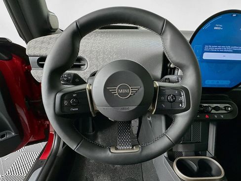 Certified 2025 MINI Cooper S image 10