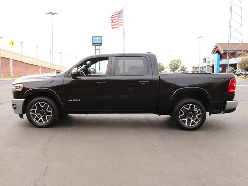 Used 2025 RAM 1500 Laramie image 39