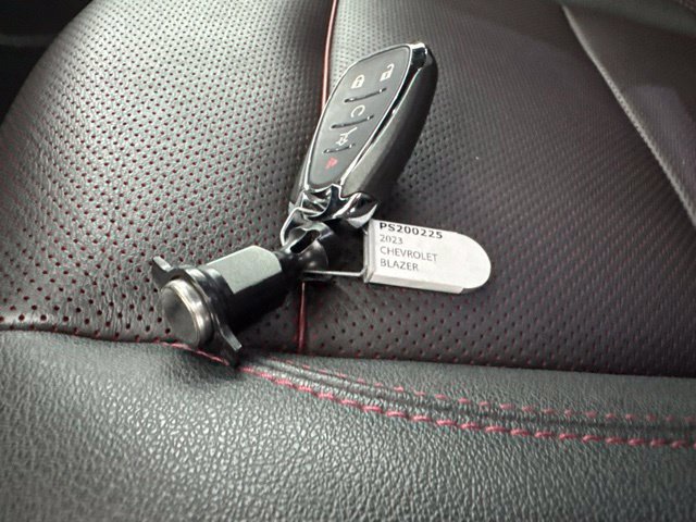 Used 2023 Chevrolet Blazer RS w/ Enhanced Convenience Package AWD/4WD image 27