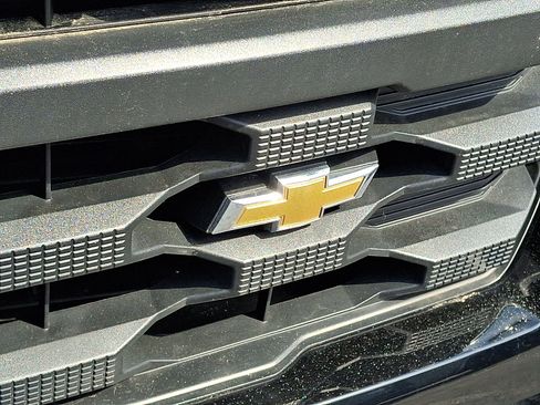 Certified 2022 Chevrolet Silverado 1500 Custom AWD/4WD image 31