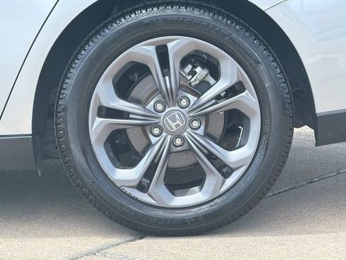 Used 2023 Honda Accord EX image 30