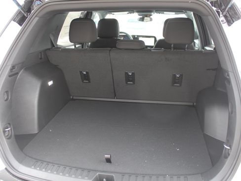 New 2026 Chevrolet Equinox LT image 17