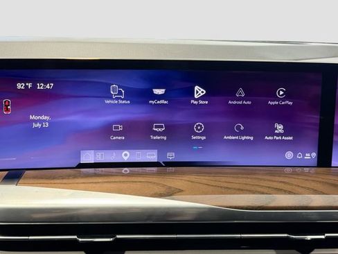 Certified 2025 Cadillac Escalade Sport Platinum w/ LPO, ONYX Package AWD/4WD image 13