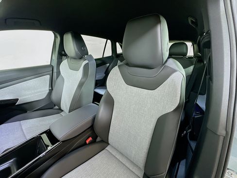 New 2025 Volkswagen ID.4 Pro image 20