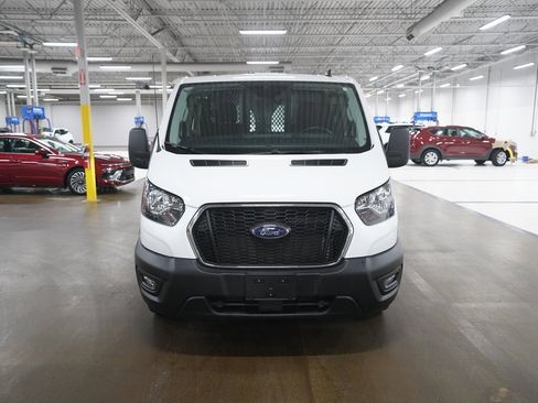 Used 2024 Ford Transit 250 Low Roof AWD w/ Exterior Upgrade Package image 11