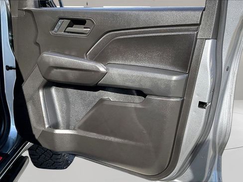 Used 2023 Chevrolet Colorado Trail Boss w/ Advanced Trailering Package image 27