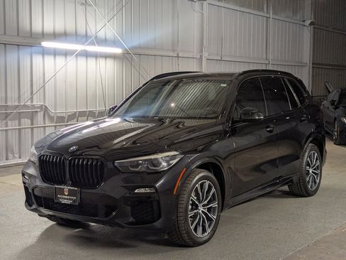 Used 2021 BMW X5 xDrive40i w/ M Sport Package image 1