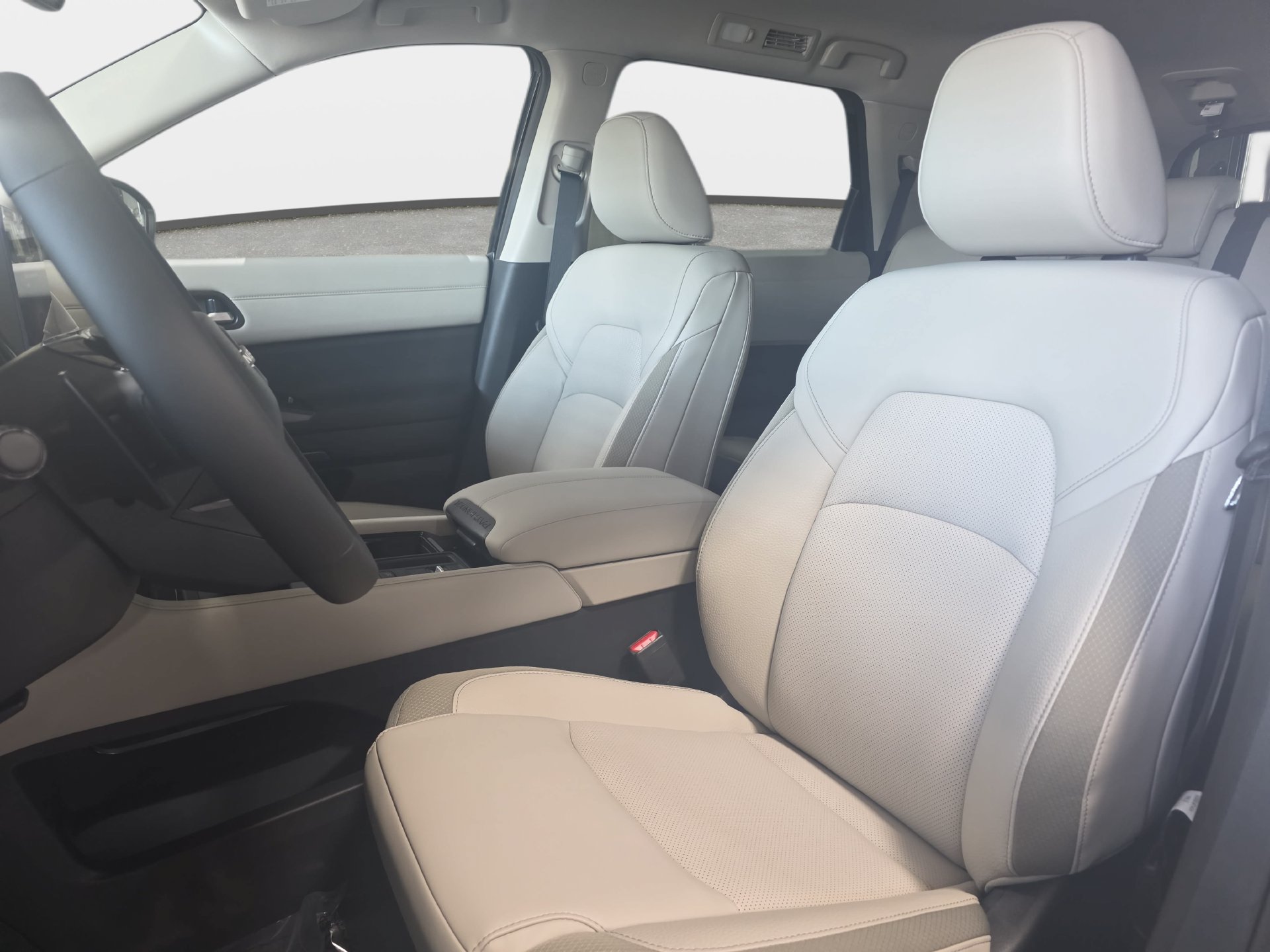 New 2026 Nissan Pathfinder SL FWD image 15