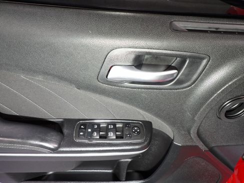 Used 2022 Dodge Charger SXT RWD image 7