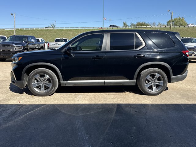 Used 2025 Honda Pilot EX-L image 13