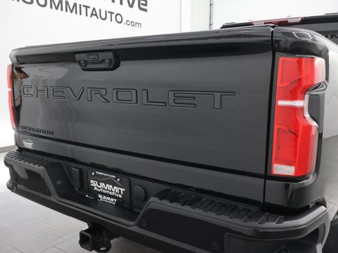 Used 2025 Chevrolet Silverado 2500 LT w/ Trail Boss Package AWD/4WD image 21