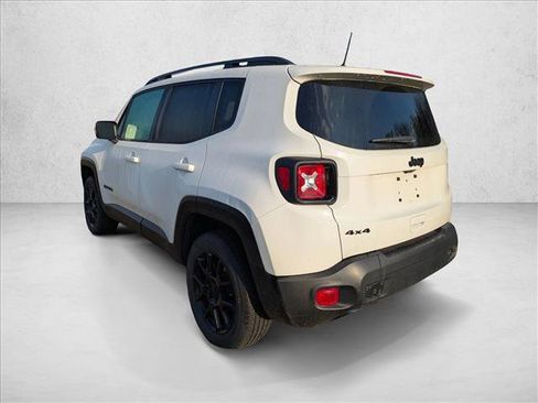 Used 2020 Jeep Renegade Altitude AWD/4WD image 7