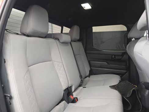 Used 2025 Toyota Tacoma SR5 RWD image 41