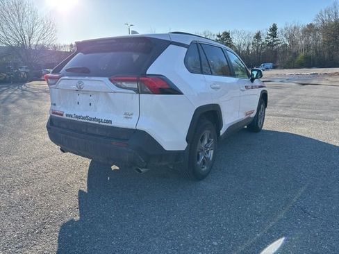 Used 2024 Toyota RAV4 XLE w/ Convenience Package image 7