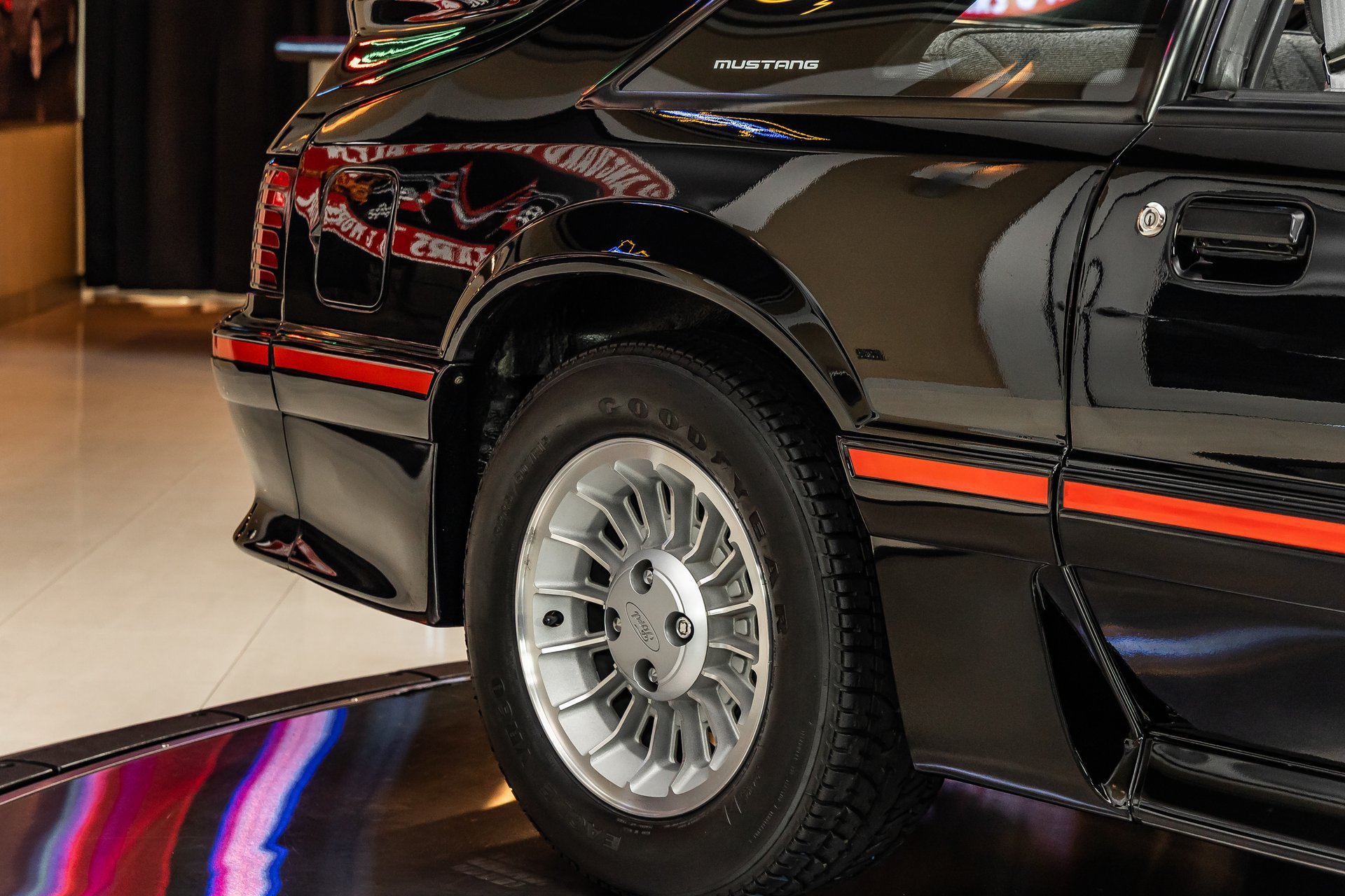 Used 1987 Ford Mustang GT RWD image 25