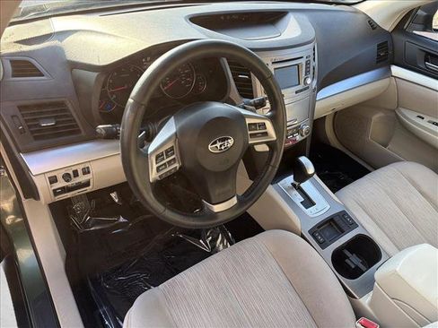 Used 2014 Subaru Outback 2.5i Premium image 14