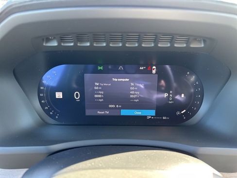 New 2026 Volvo XC90 B6 Plus w/ Protection Package Premier image 16