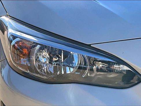 Used 2021 Subaru Crosstrek 2.0i Premium w/ Moonroof Package image 17