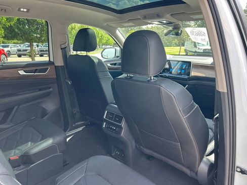 New 2026 Volkswagen Atlas SE image 42