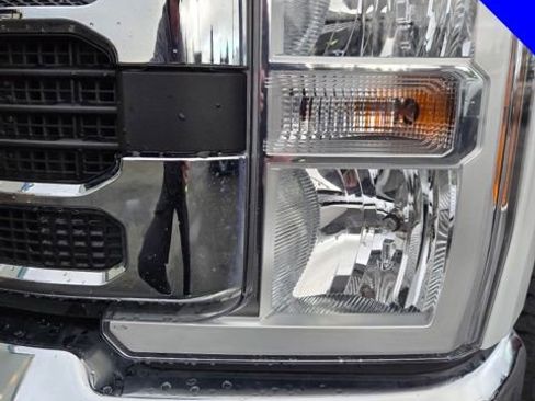 Certified 2025 Ford F250 XLT w/ FX4 Off-Road Package image 42