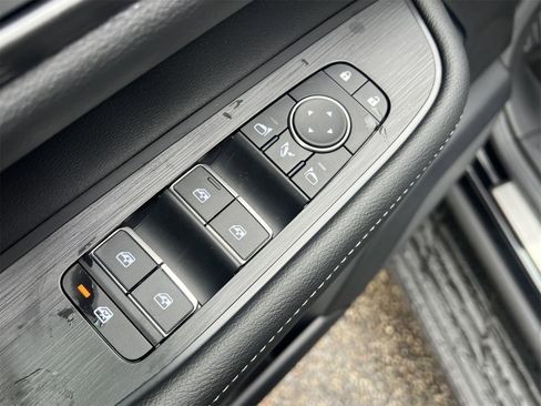 New 2025 Nissan Armada Platinum w/ Convenience Package image 20