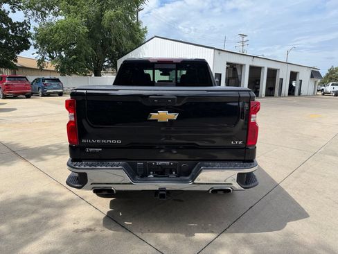 Used 2024 Chevrolet Silverado 1500 LTZ AWD/4WD image 30