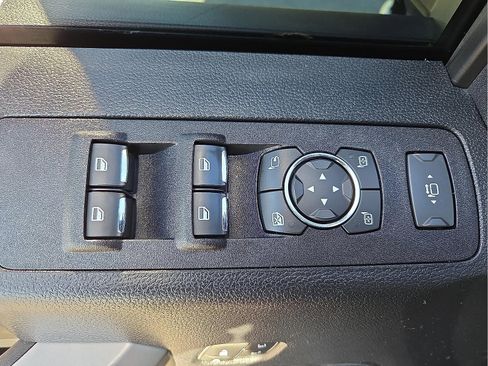 Used 2021 Ford F250 Lariat w/ Lariat Ultimate Package image 15