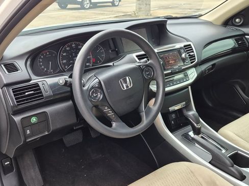 Used 2015 Honda Accord EX image 8