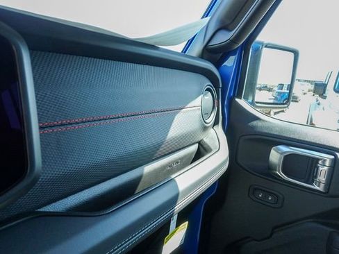 New 2025 Jeep Wrangler Rubicon w/ Technology Group image 24