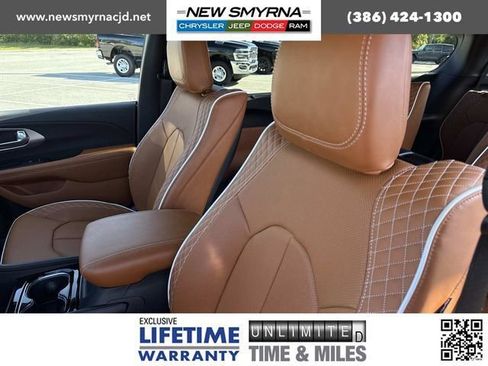 New 2026 Chrysler Pacifica Pinnacle image 22