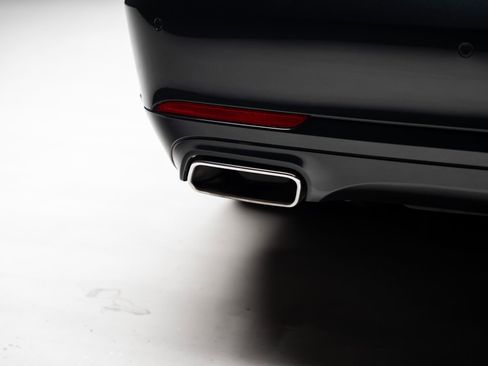 Used 2016 Mercedes-Benz S 550 4MATIC Sedan image 32