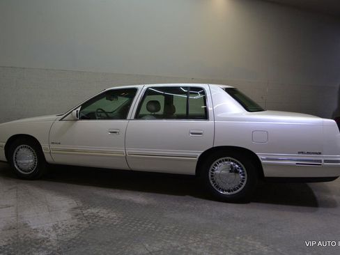 Used 1997 Cadillac De Ville D'Elegance w/ Safety/Security Pkg FWD image 29