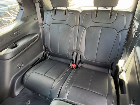 New 2026 Jeep Grand Cherokee L Limited AWD/4WD image 21