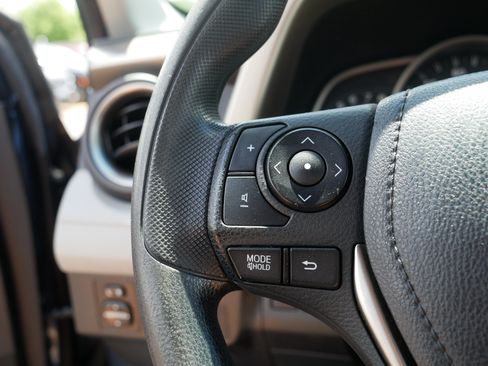 Used 2013 Toyota RAV4 LE AWD/4WD image 24