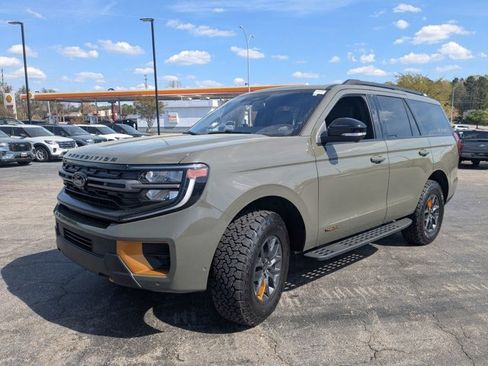 Certified 2025 Ford Expedition Tremor image 4