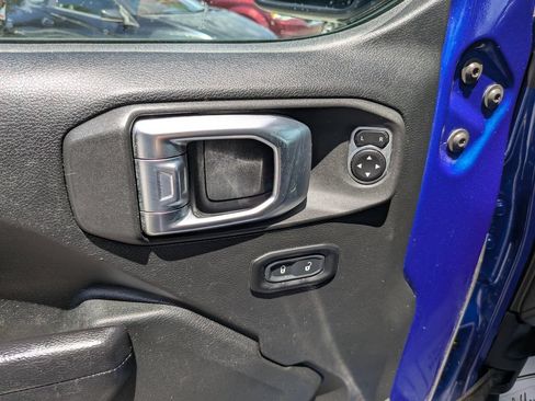 Used 2020 Jeep Wrangler Unlimited Sport AWD/4WD image 20