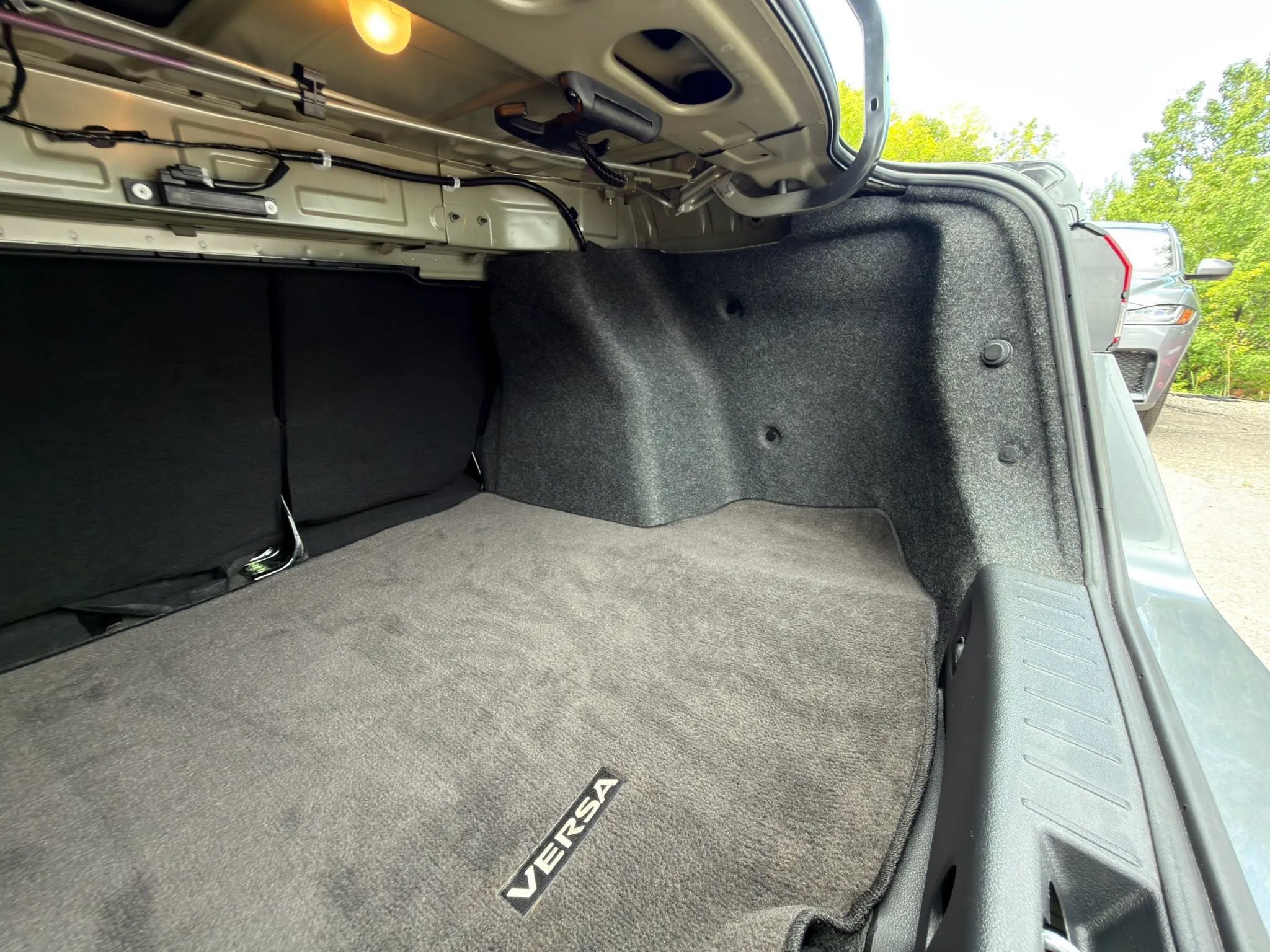 Used 2023 Nissan Versa SR w/ Trunk Package FWD image 18