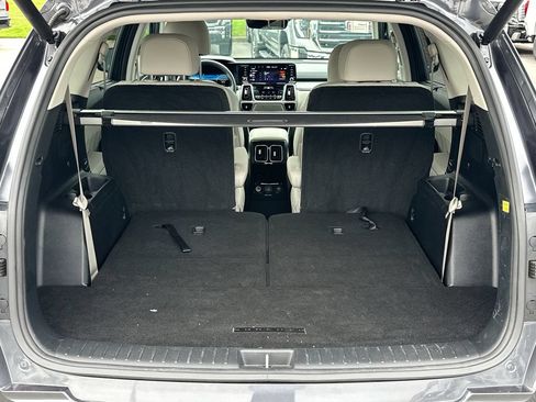 Certified 2023 Kia Sorento SX Prestige AWD/4WD image 18